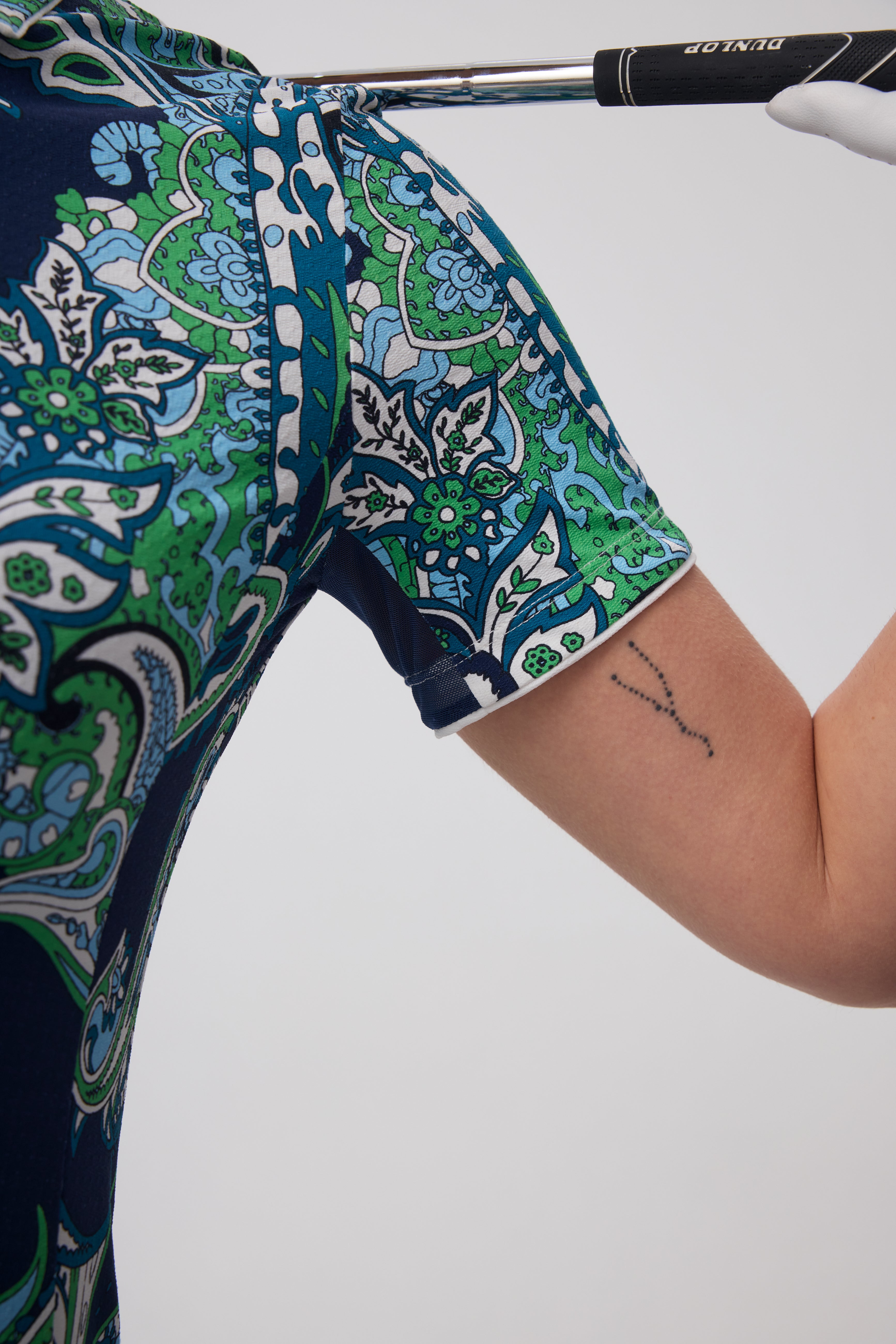 Veza Golf x Boulder Ridge 25/26 Collection Short Sleeve Dress - Paisley