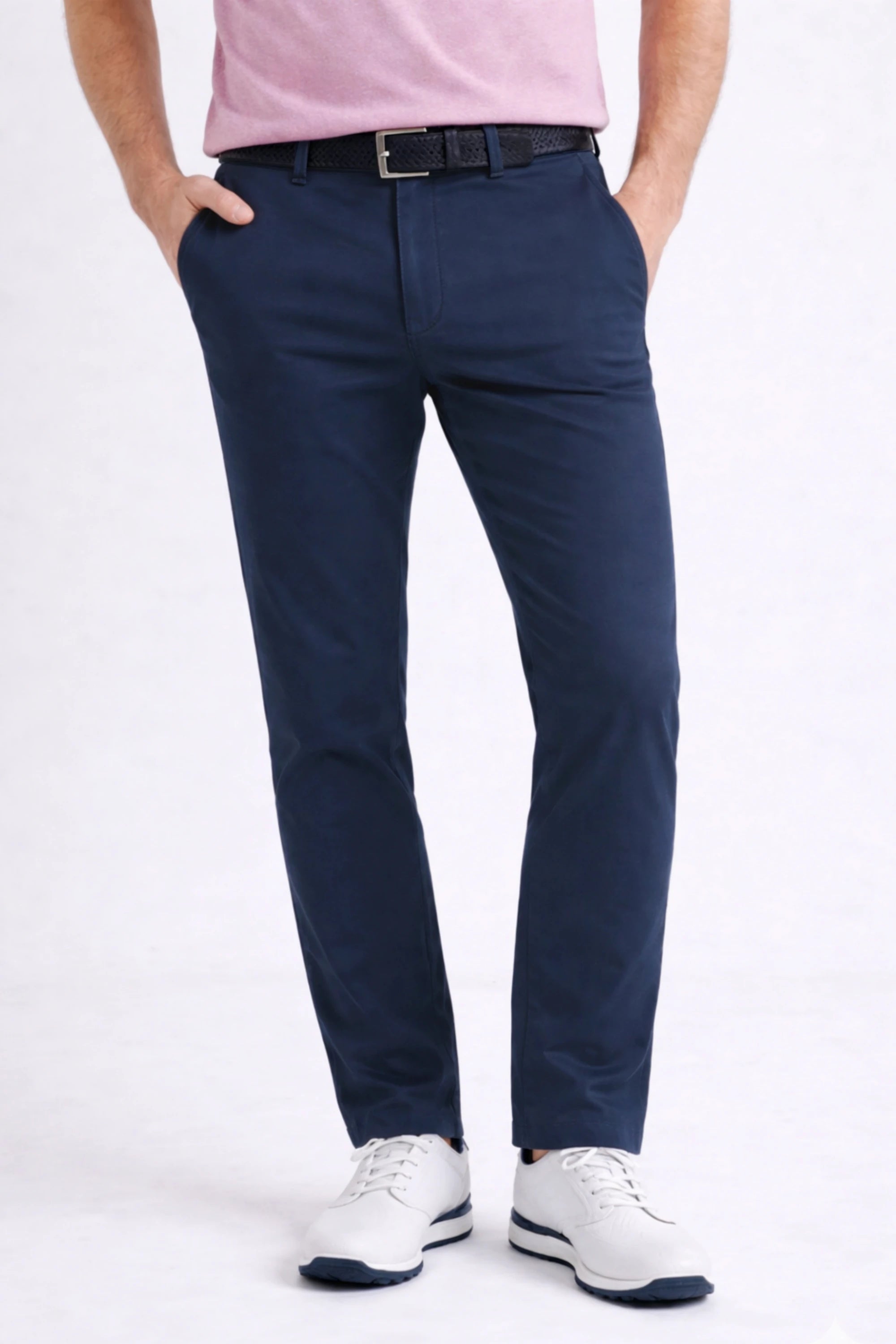 Men’s Oxford Navy tailored tapered golf pants featuring a refined fit and clean front design