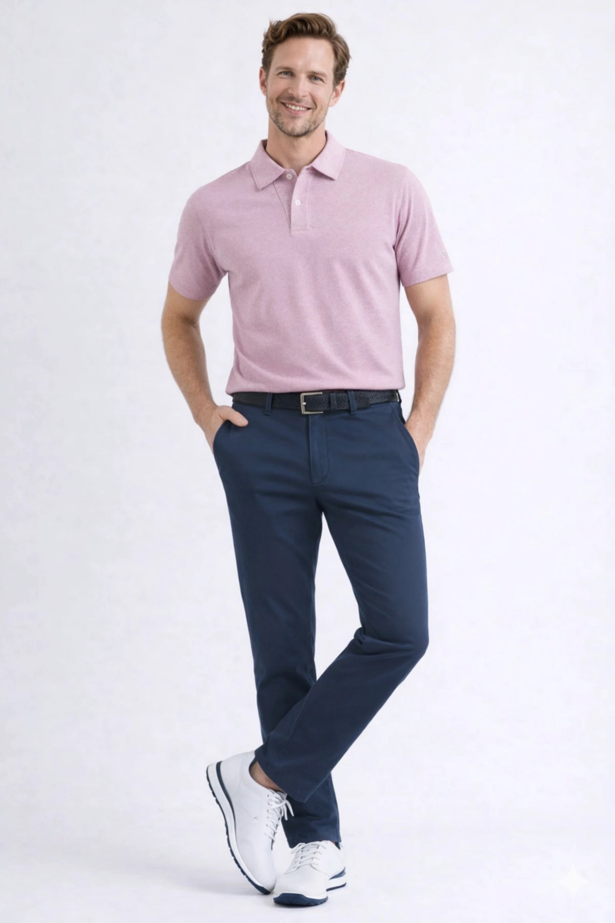 Men’s navy tapered golf trousers with a modern tailored silhouette for golf and lifestyle wear